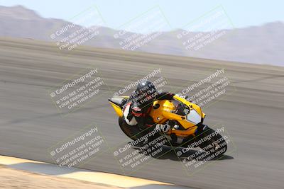 media/Apr-10-2022-SoCal Trackdays (Sun) [[f104b12566]]/Bowl (11am)/